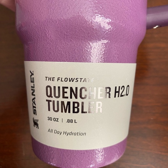 NWT Stanley Quencher H2.0 30oz Tumbler - Picture 4 of 6